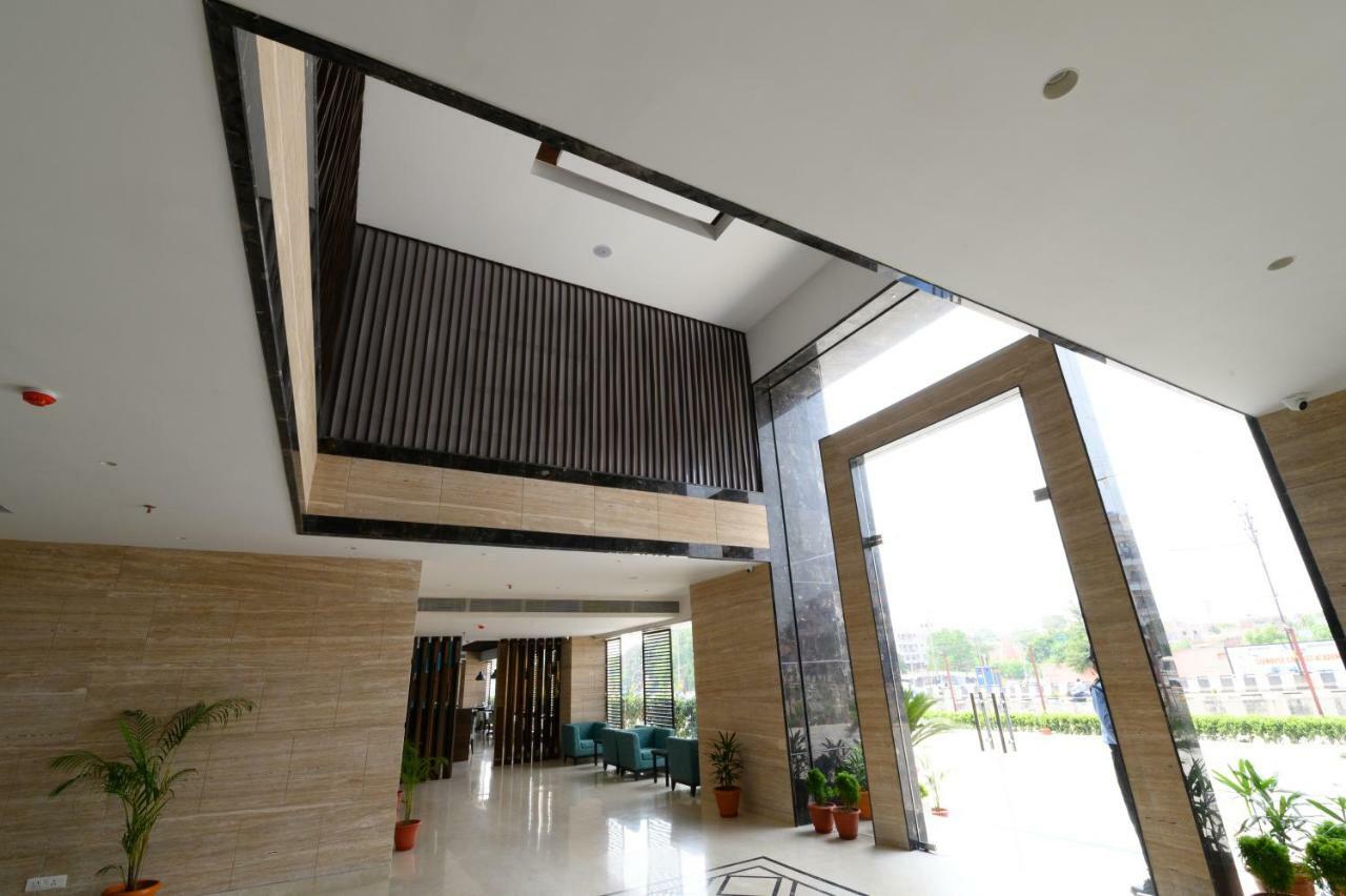 Novanta Jamshedpur Exterior photo